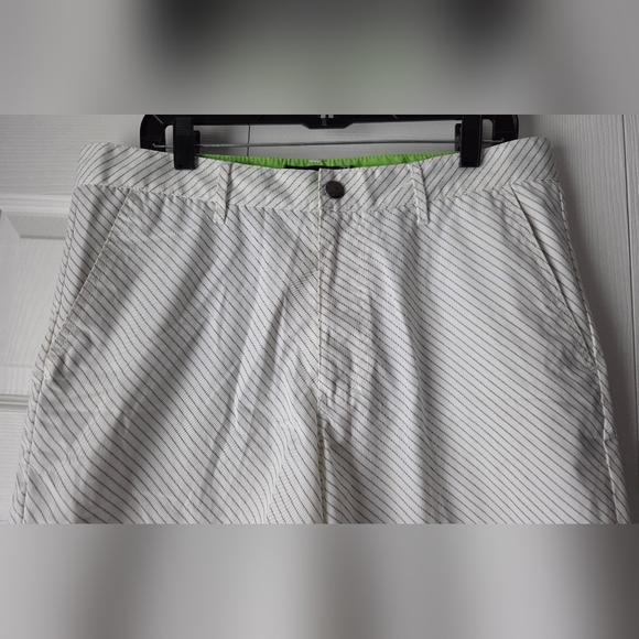 NWOT Vurt White Striped Men's Shorts Size  34W - Picture 3 of 11